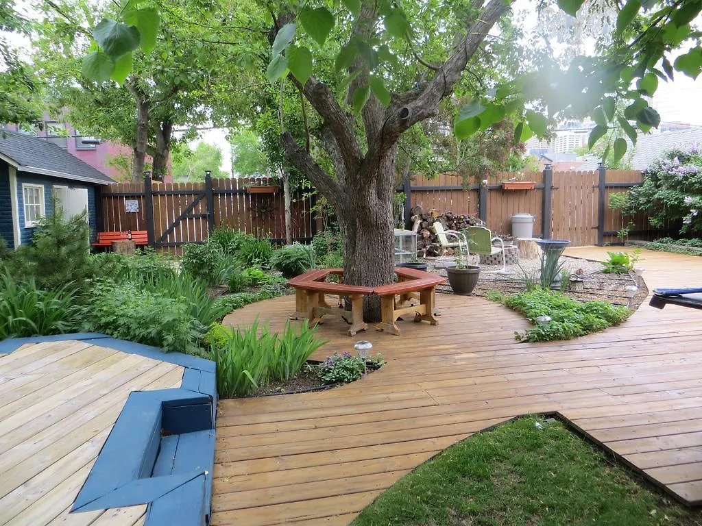River Lee Executive Bed And Breakfast YYC Oda ve Kahvaltı
