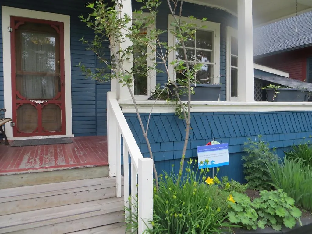 River Lee Executive Bed And Breakfast YYC