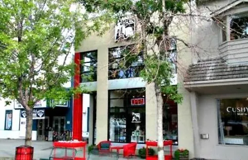 River Lee Executive Bed And Breakfast YYC