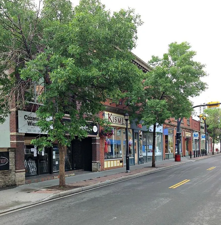 River Lee Executive Bed And Breakfast YYC Oda ve Kahvaltı