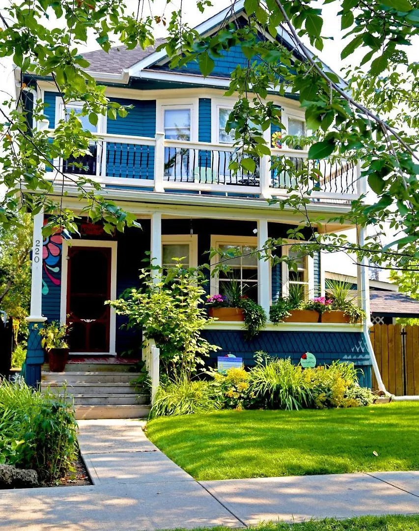 River Lee Executive Bed And Breakfast YYC Kanada